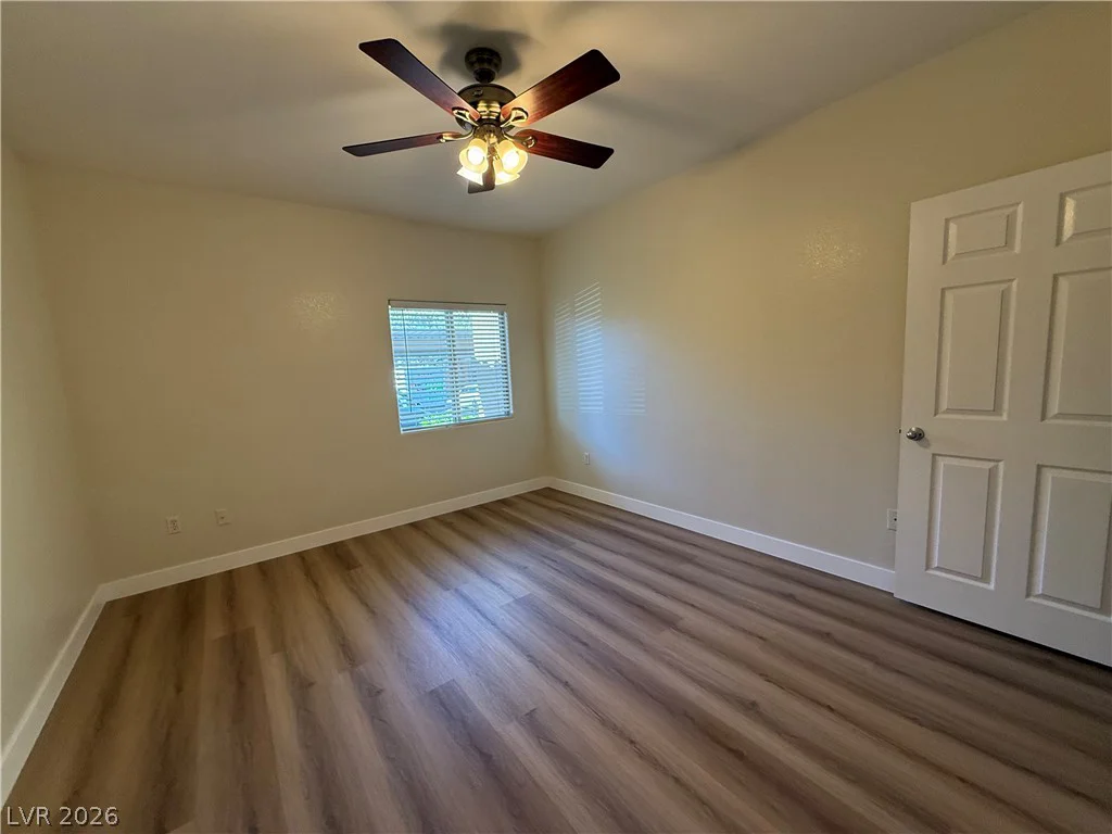 7701 Robindale, Las Vegas, NV 89113