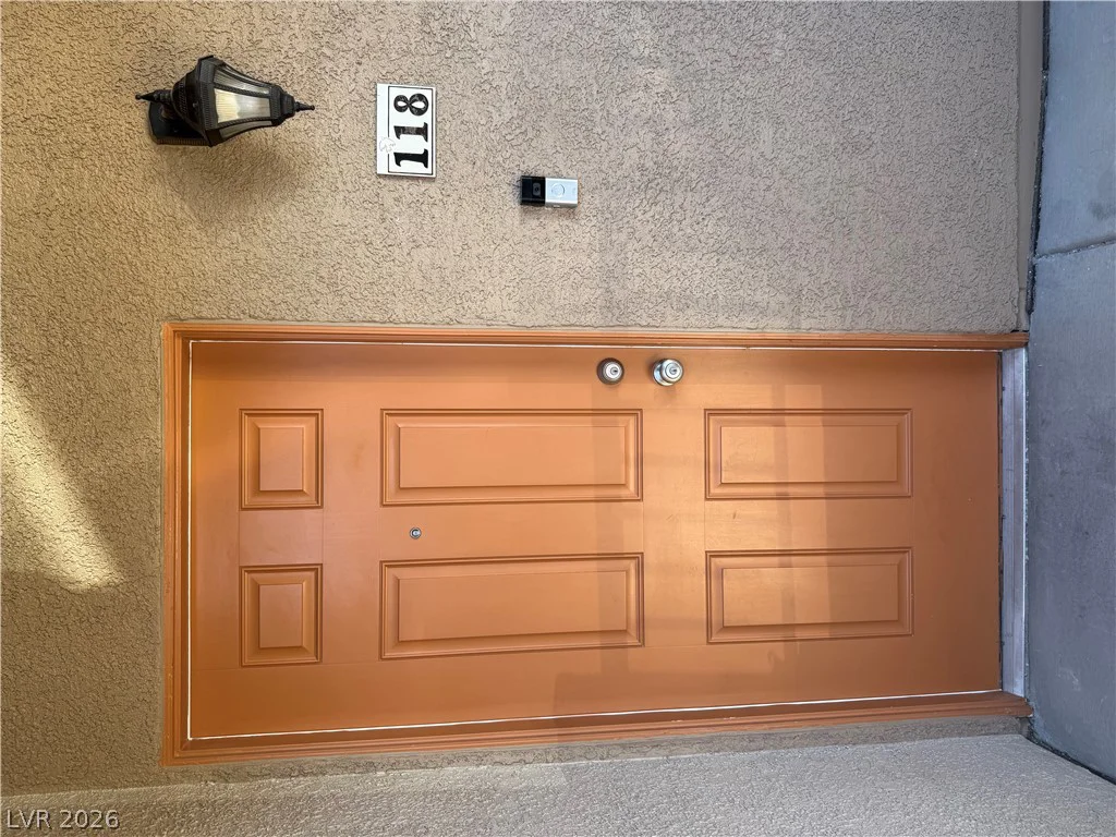 7701 Robindale, Las Vegas, NV 89113
