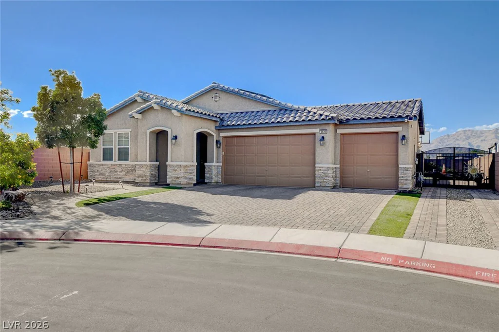 4830 Shady Chestnut, Las Vegas, NV 89131