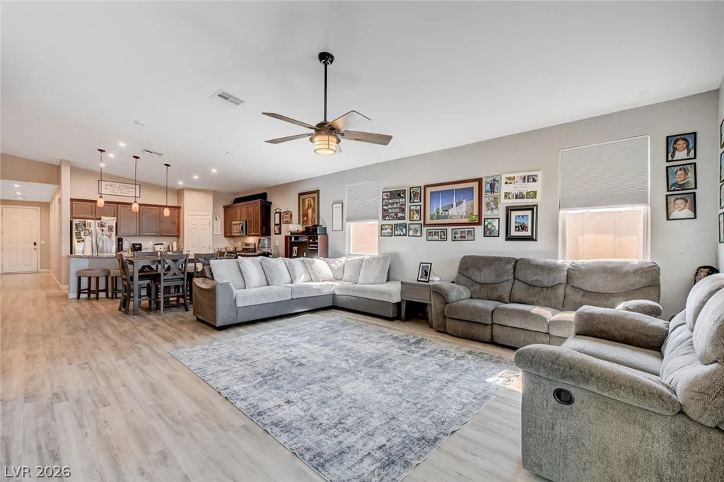 4830 Shady Chestnut, Las Vegas, NV 89131