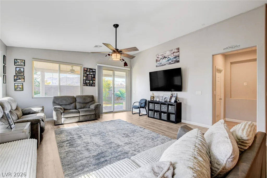 4830 Shady Chestnut, Las Vegas, NV 89131