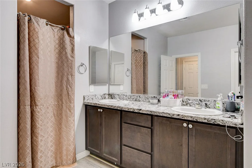 4830 Shady Chestnut, Las Vegas, NV 89131