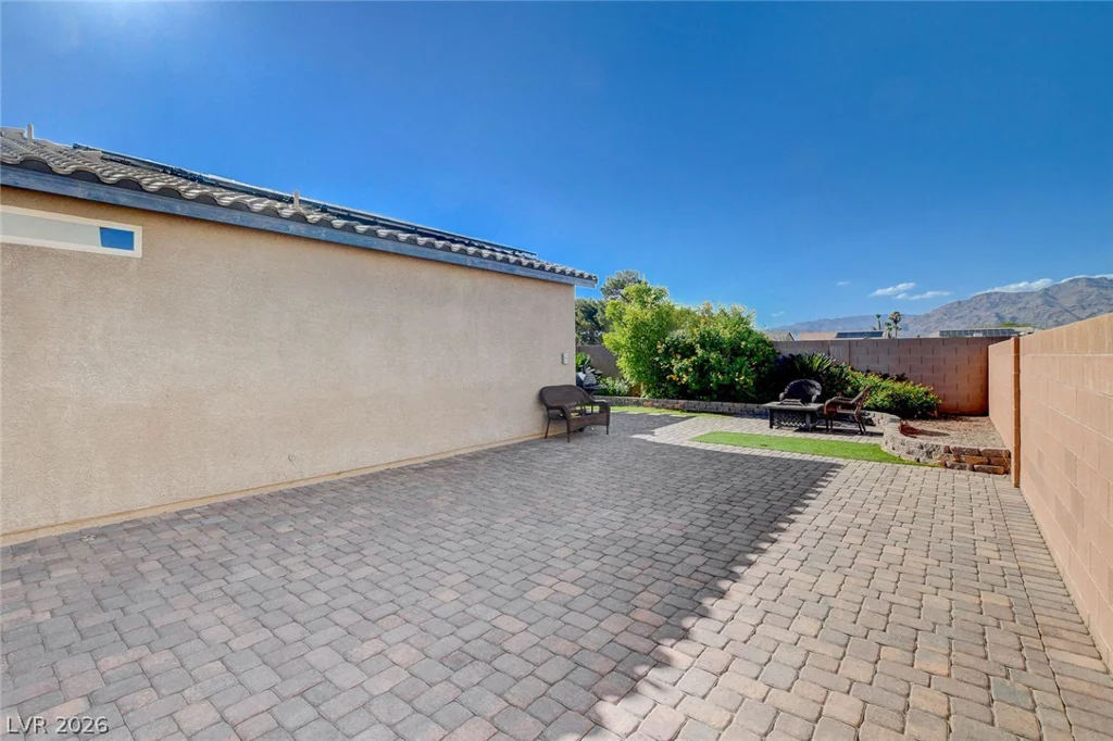 4830 Shady Chestnut, Las Vegas, NV 89131