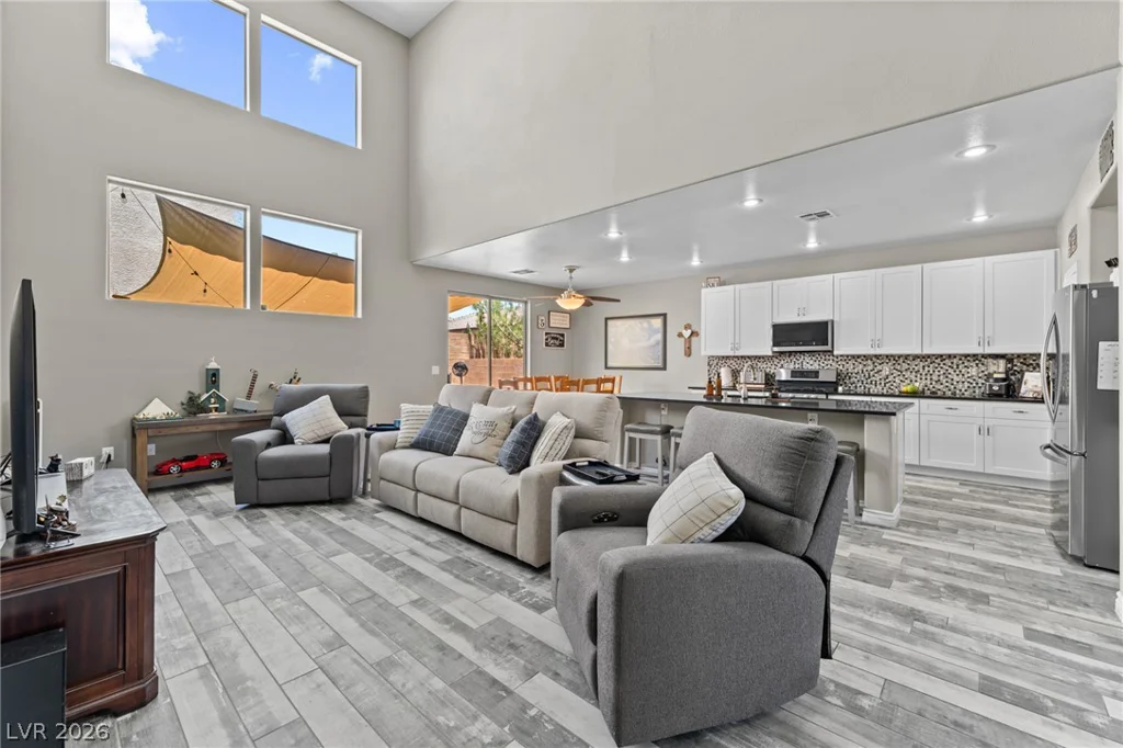 5642 Almocita, Las Vegas, NV 89141