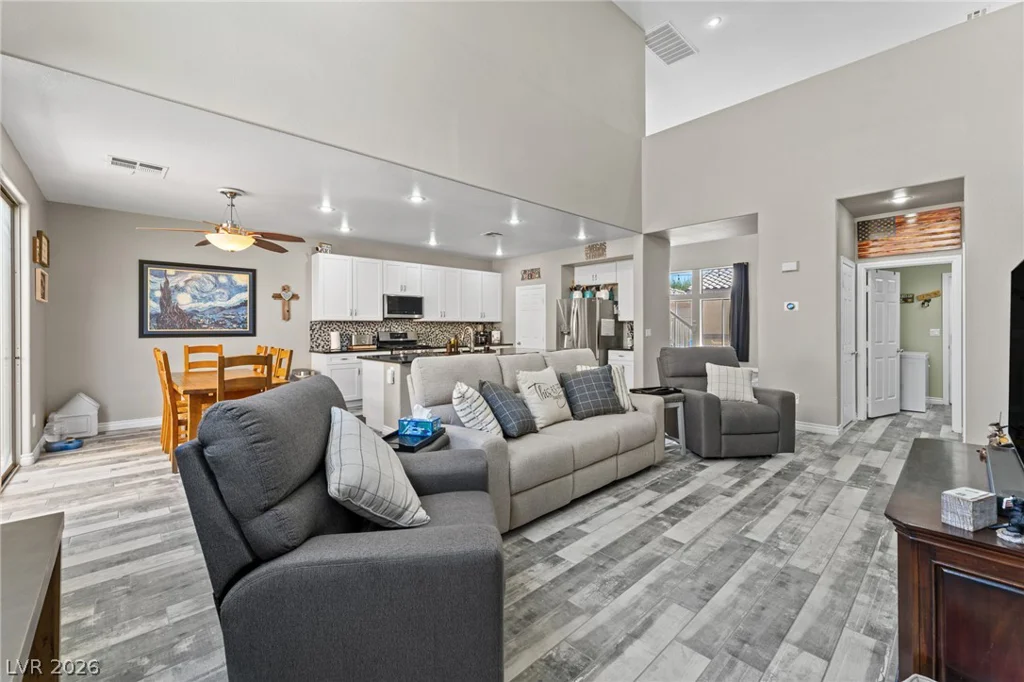 5642 Almocita, Las Vegas, NV 89141
