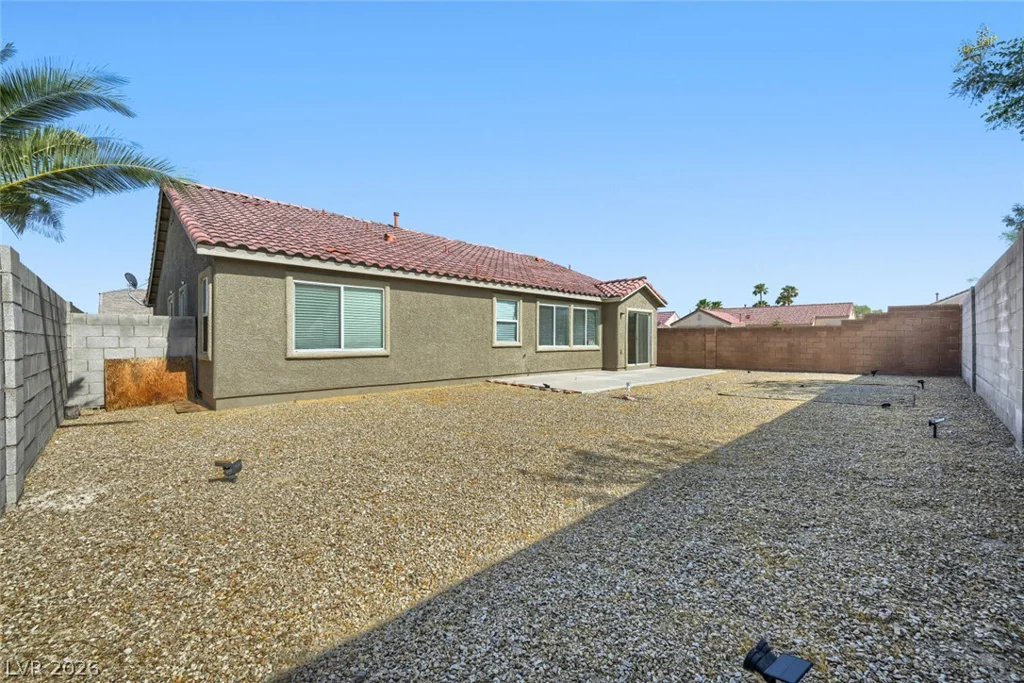 5809 Craigmore, North Las Vegas, NV 89031