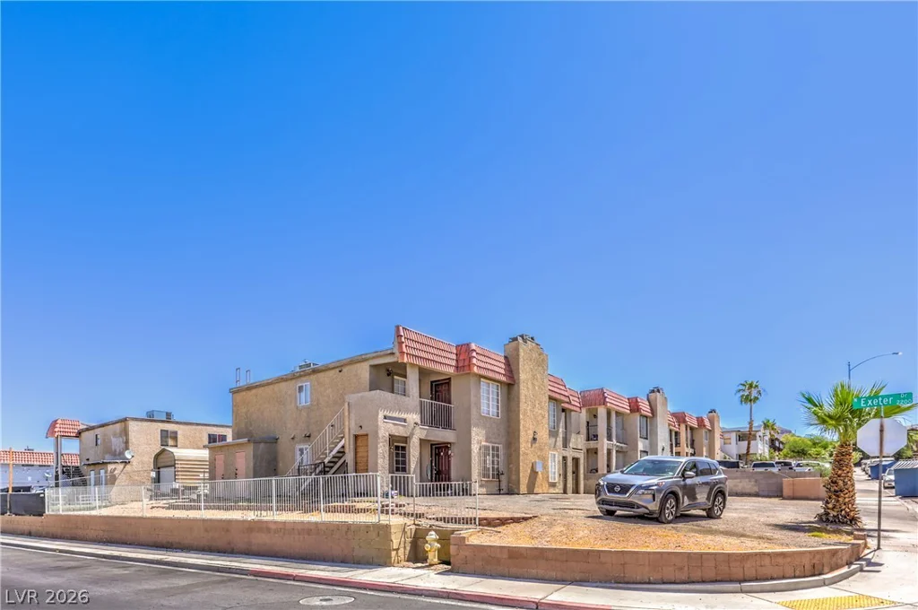 6920 Dunsbach, Las Vegas, NV 89156
