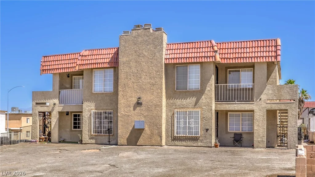 6920 Dunsbach, Las Vegas, NV 89156
