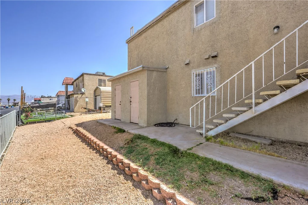 6920 Dunsbach, Las Vegas, NV 89156