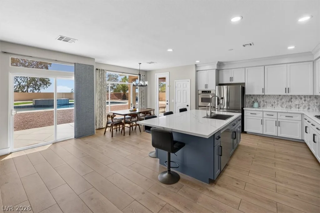 9304 Empire Rock, Las Vegas, NV 89143