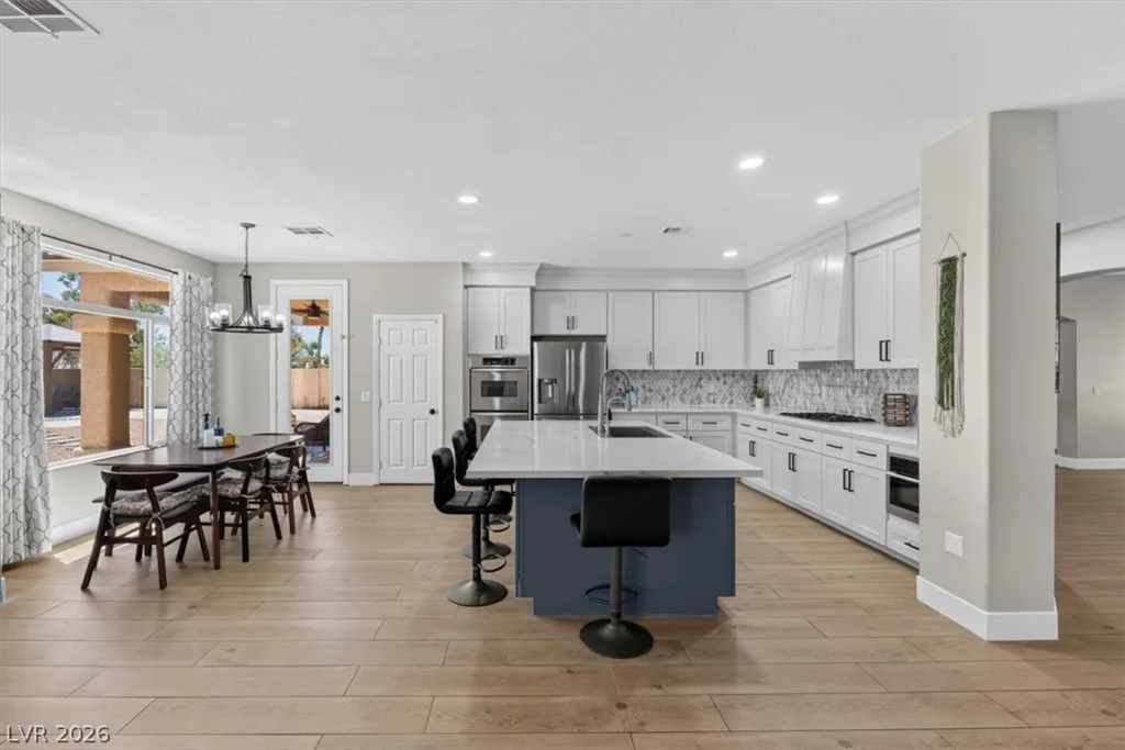 9304 Empire Rock, Las Vegas, NV 89143