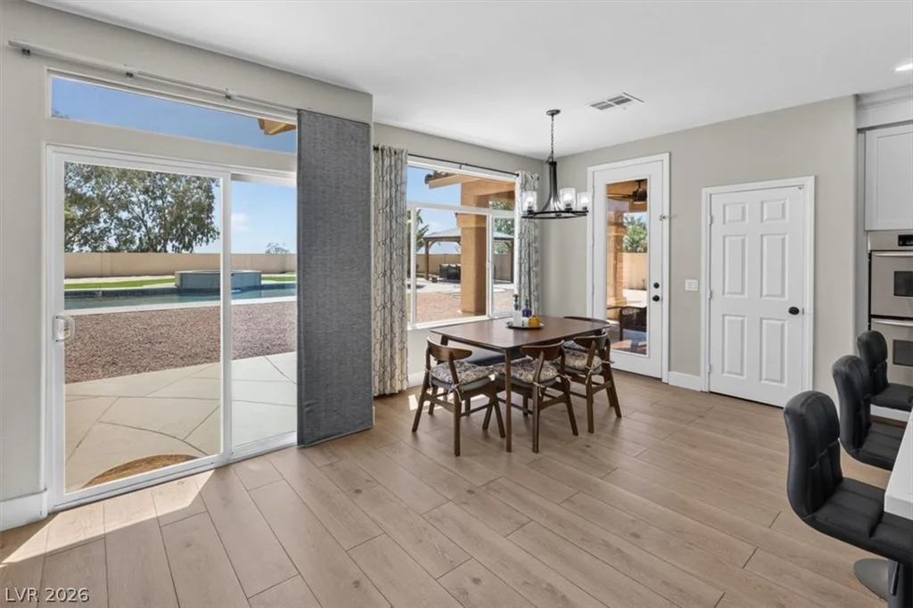 9304 Empire Rock, Las Vegas, NV 89143