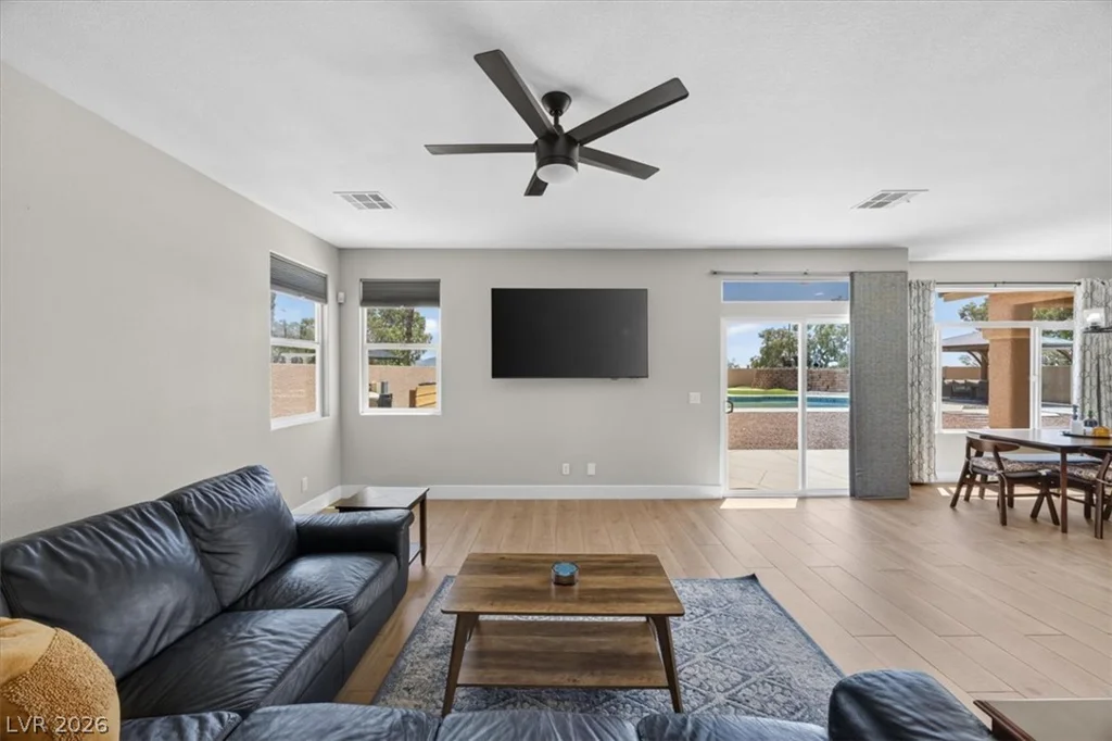 9304 Empire Rock, Las Vegas, NV 89143