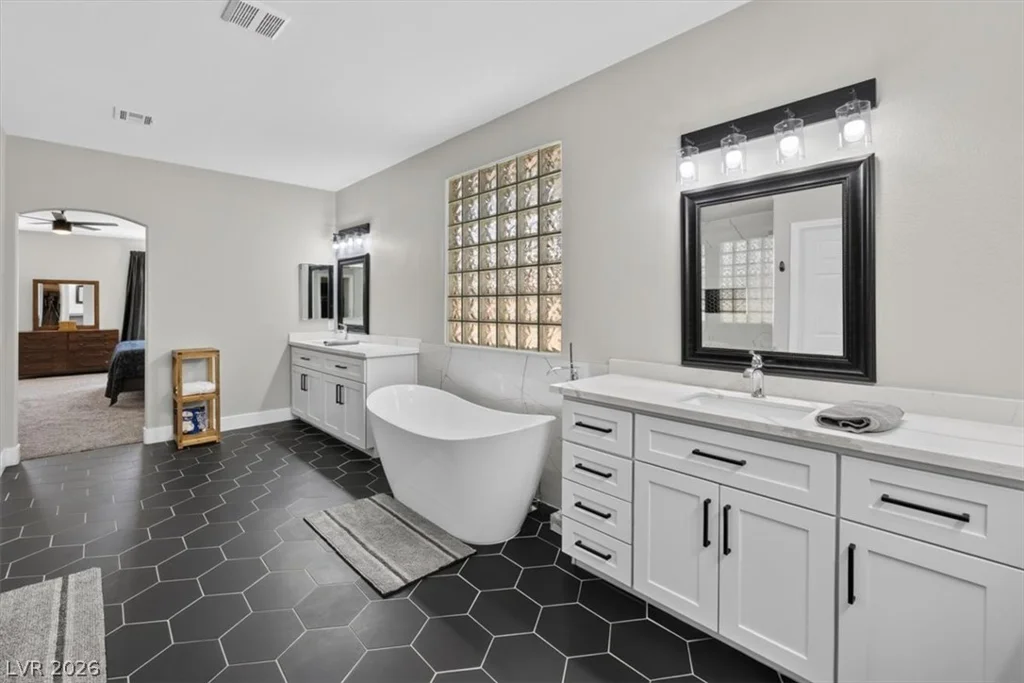 9304 Empire Rock, Las Vegas, NV 89143