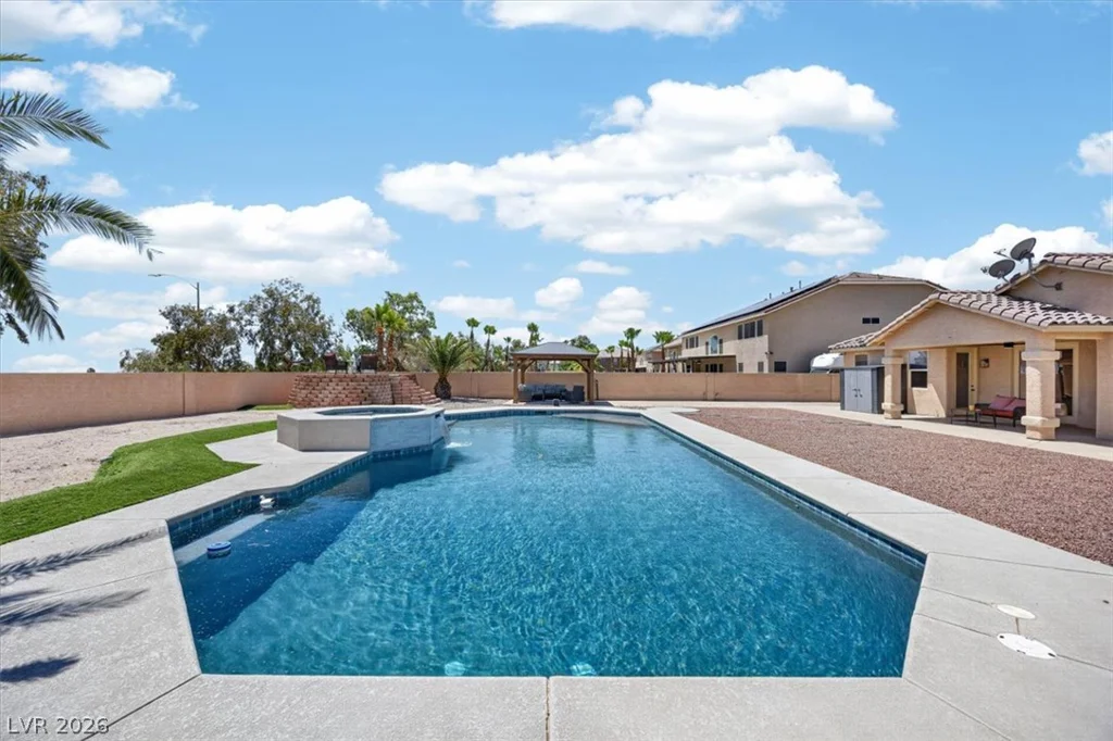 9304 Empire Rock, Las Vegas, NV 89143