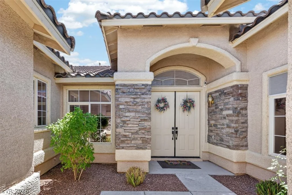 9304 Empire Rock, Las Vegas, NV 89143