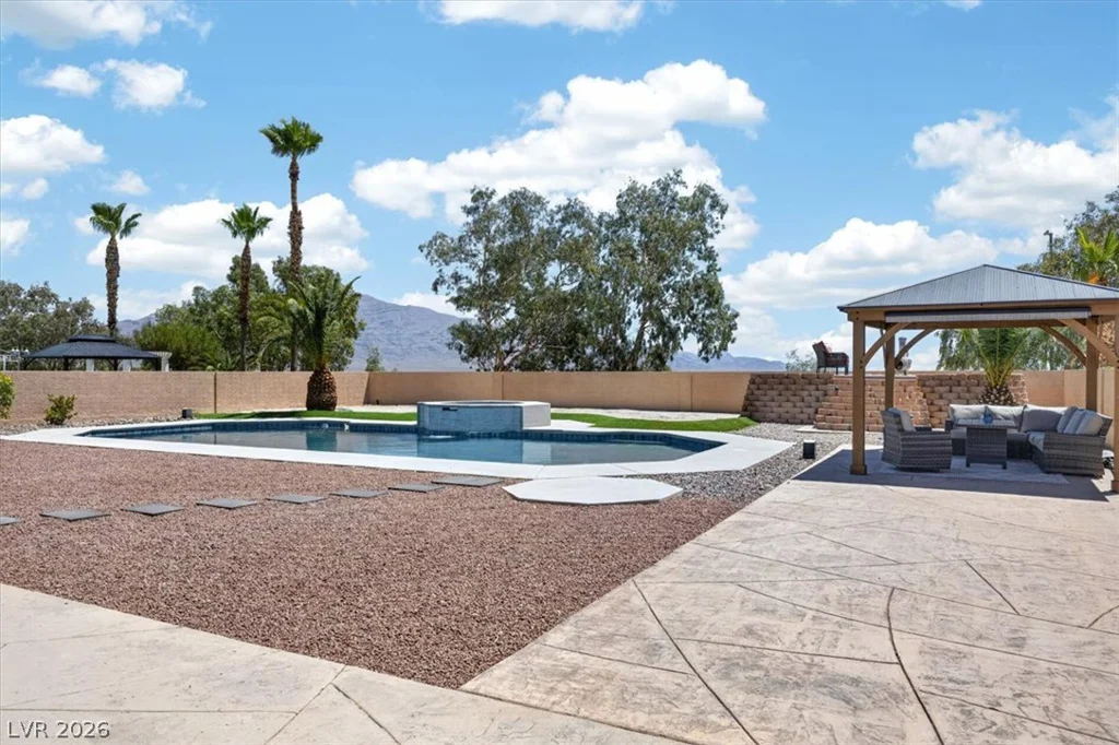 9304 Empire Rock, Las Vegas, NV 89143
