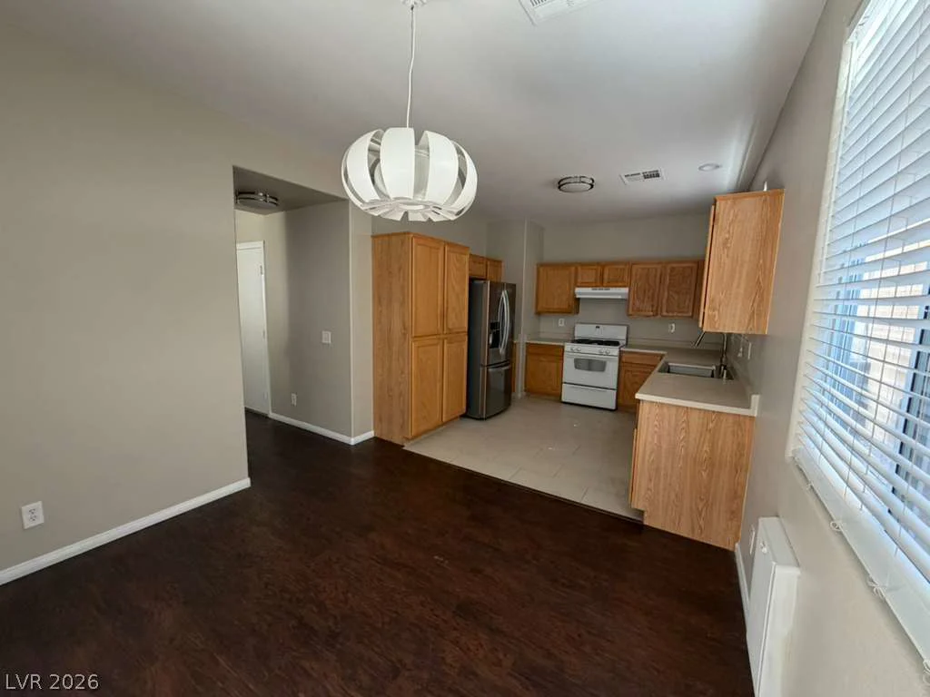 7783 Crystal Village, Las Vegas, NV 89113