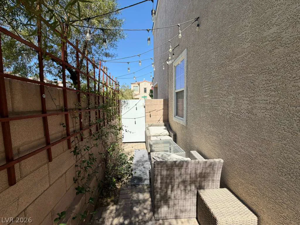 7783 Crystal Village, Las Vegas, NV 89113