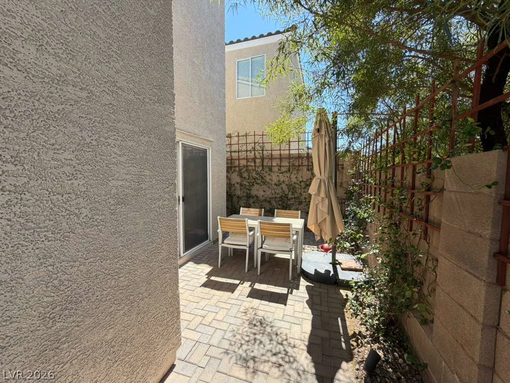 7783 Crystal Village, Las Vegas, NV 89113