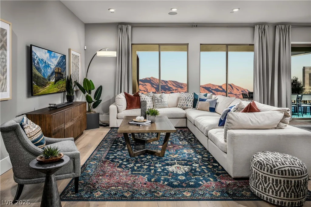 9701 Garnet Fire, Las Vegas, NV 89143