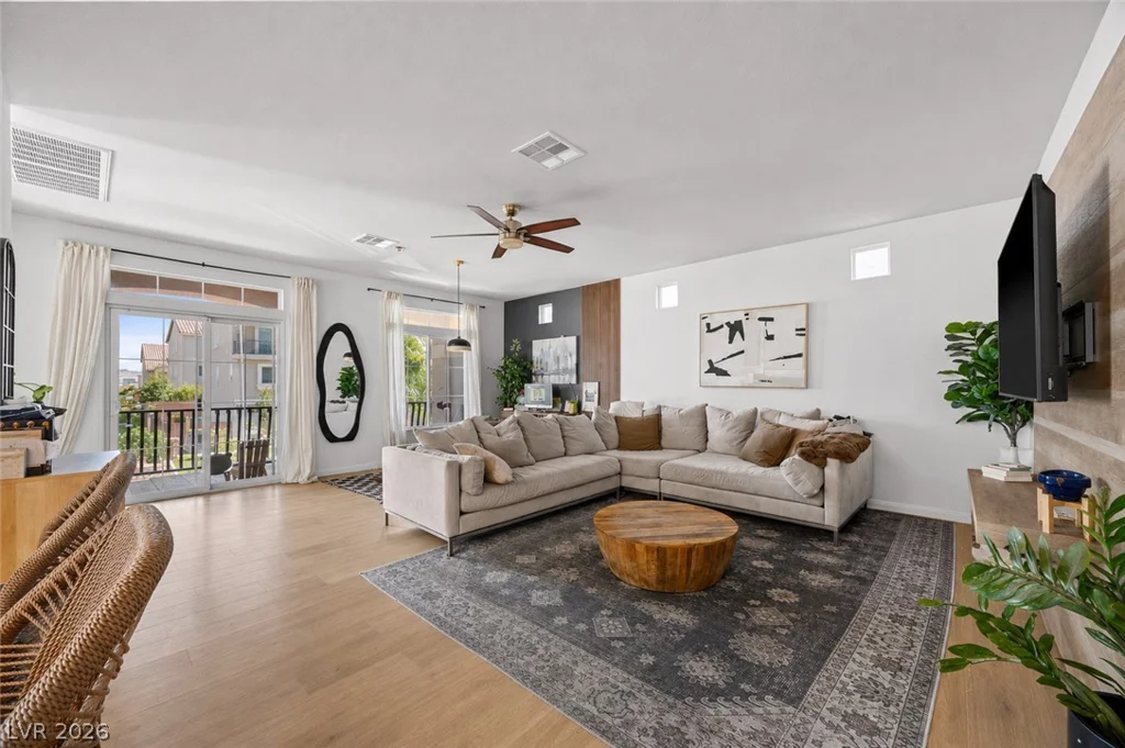 5752 Rolling Dale, Las Vegas, NV 89139