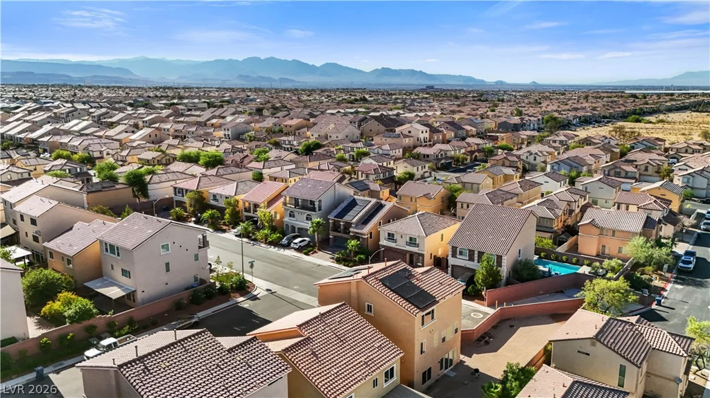 5752 Rolling Dale, Las Vegas, NV 89139