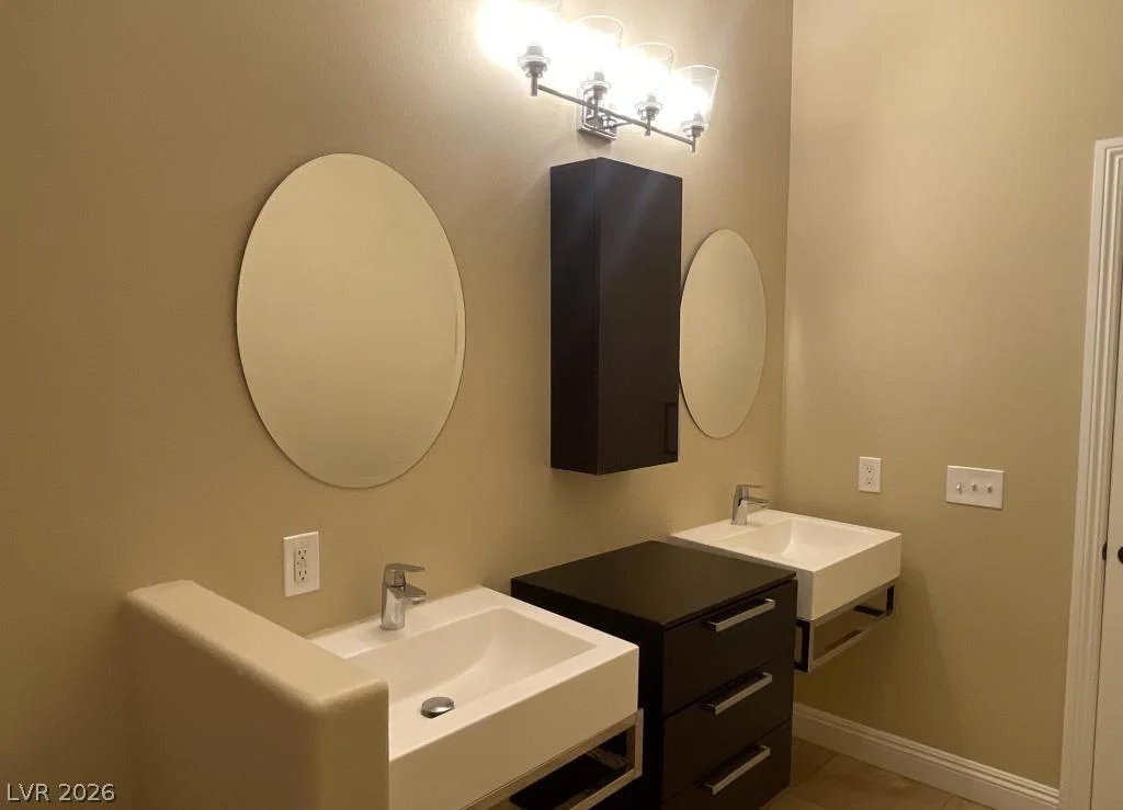 3789 Gershon, Las Vegas, NV 89121