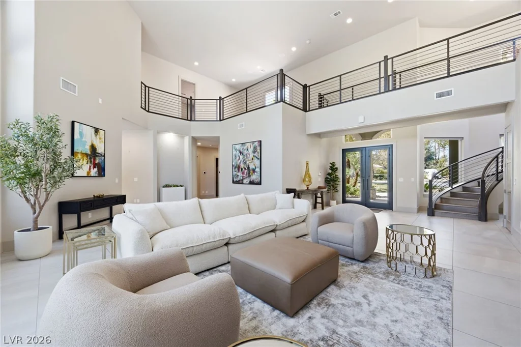 1912 Redbird, Las Vegas, NV 89134