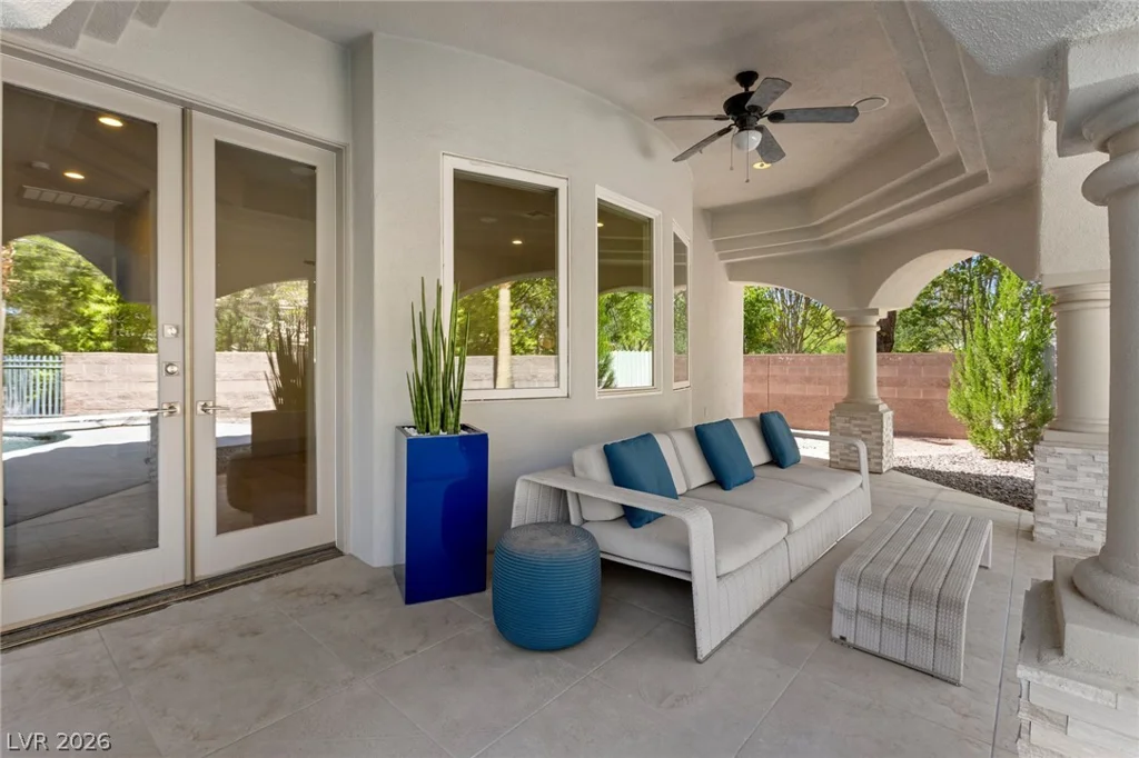 1912 Redbird, Las Vegas, NV 89134