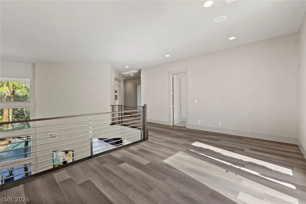 1912 Redbird, Las Vegas, NV 89134