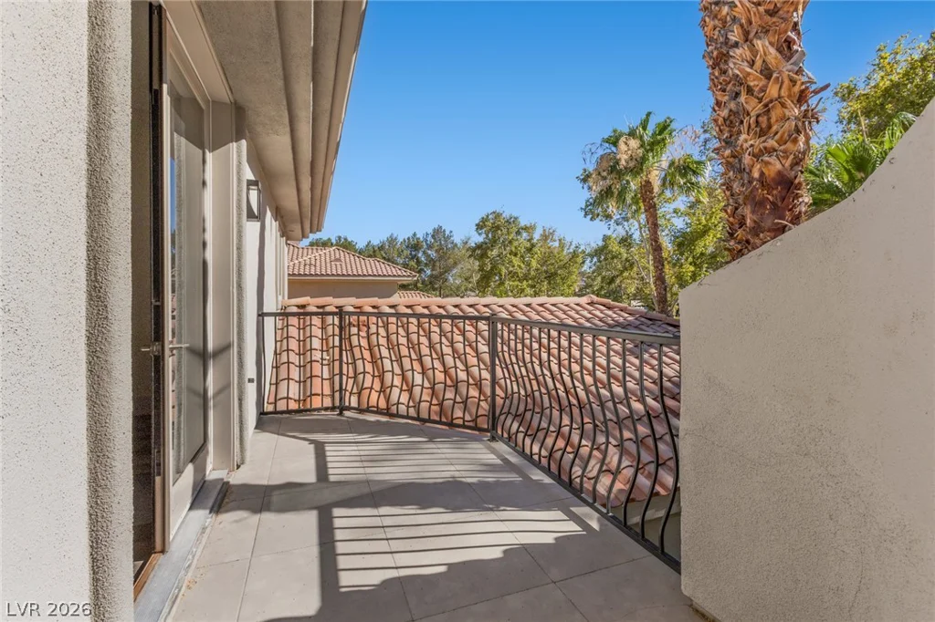 1912 Redbird, Las Vegas, NV 89134