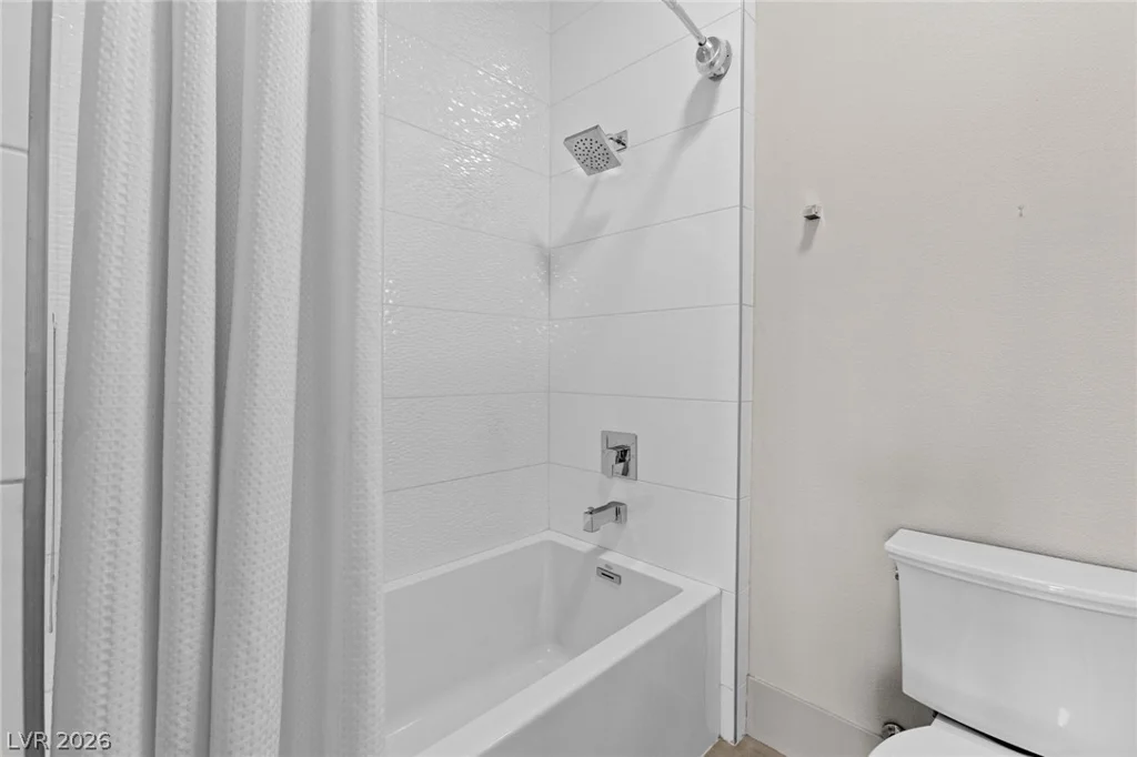 1912 Redbird, Las Vegas, NV 89134