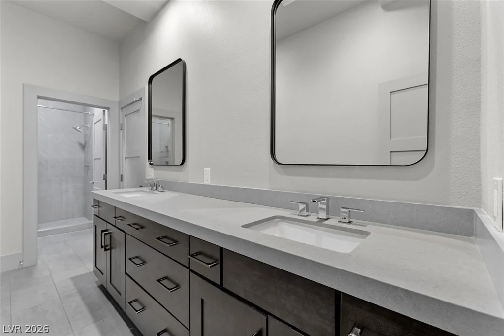 1912 Redbird, Las Vegas, NV 89134