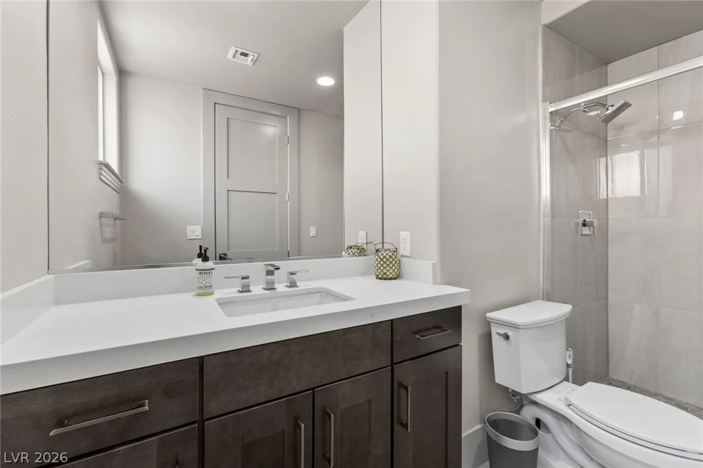 1912 Redbird, Las Vegas, NV 89134