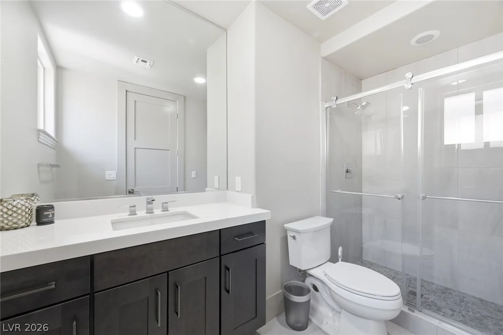 1912 Redbird, Las Vegas, NV 89134