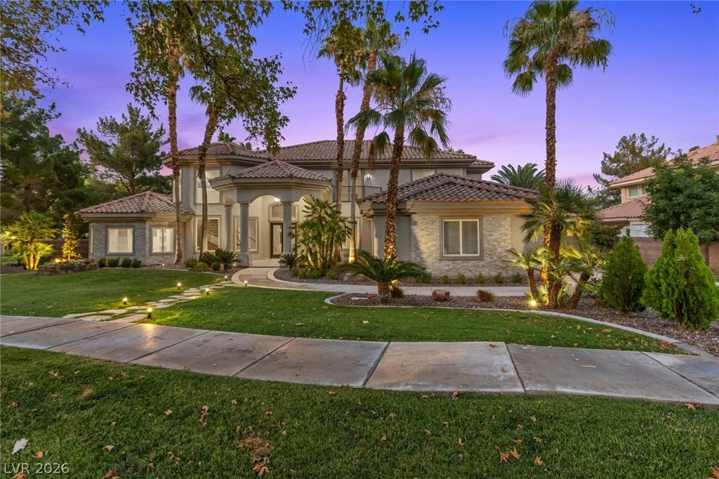 1912 Redbird, Las Vegas, NV 89134