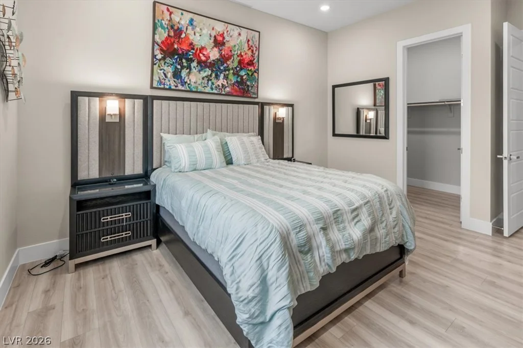 8320 Carlingford, Las Vegas, NV 89113