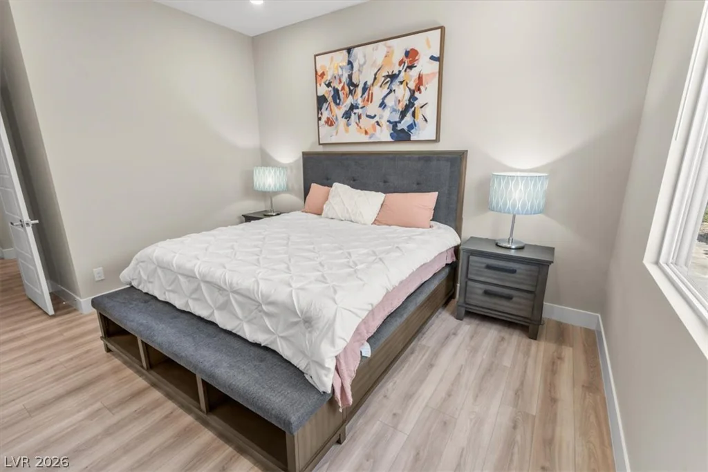8320 Carlingford, Las Vegas, NV 89113