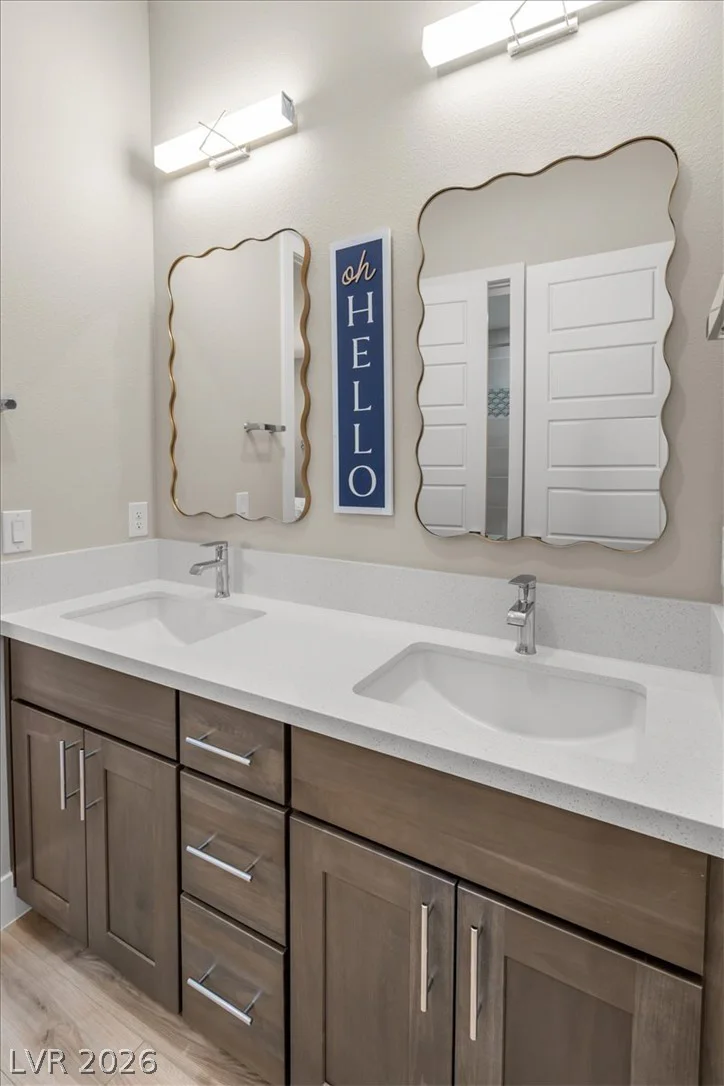 8320 Carlingford, Las Vegas, NV 89113