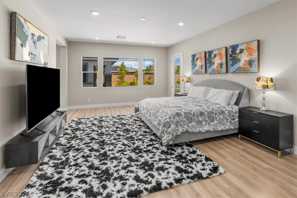 8320 Carlingford, Las Vegas, NV 89113
