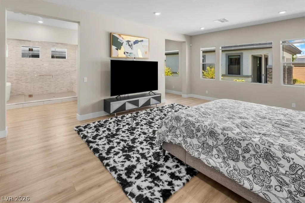 8320 Carlingford, Las Vegas, NV 89113