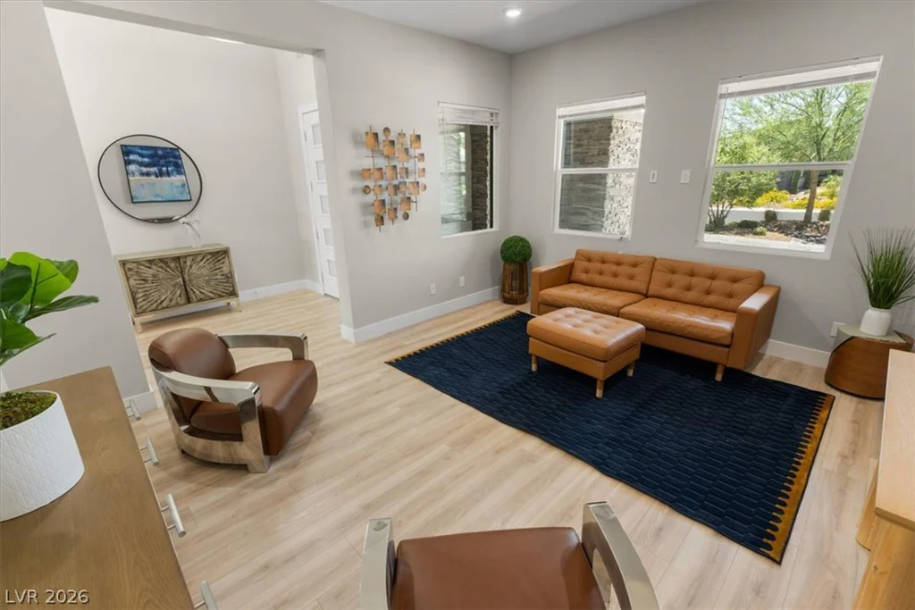 8320 Carlingford, Las Vegas, NV 89113