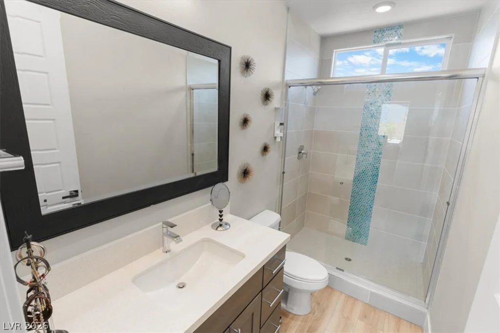 8320 Carlingford, Las Vegas, NV 89113
