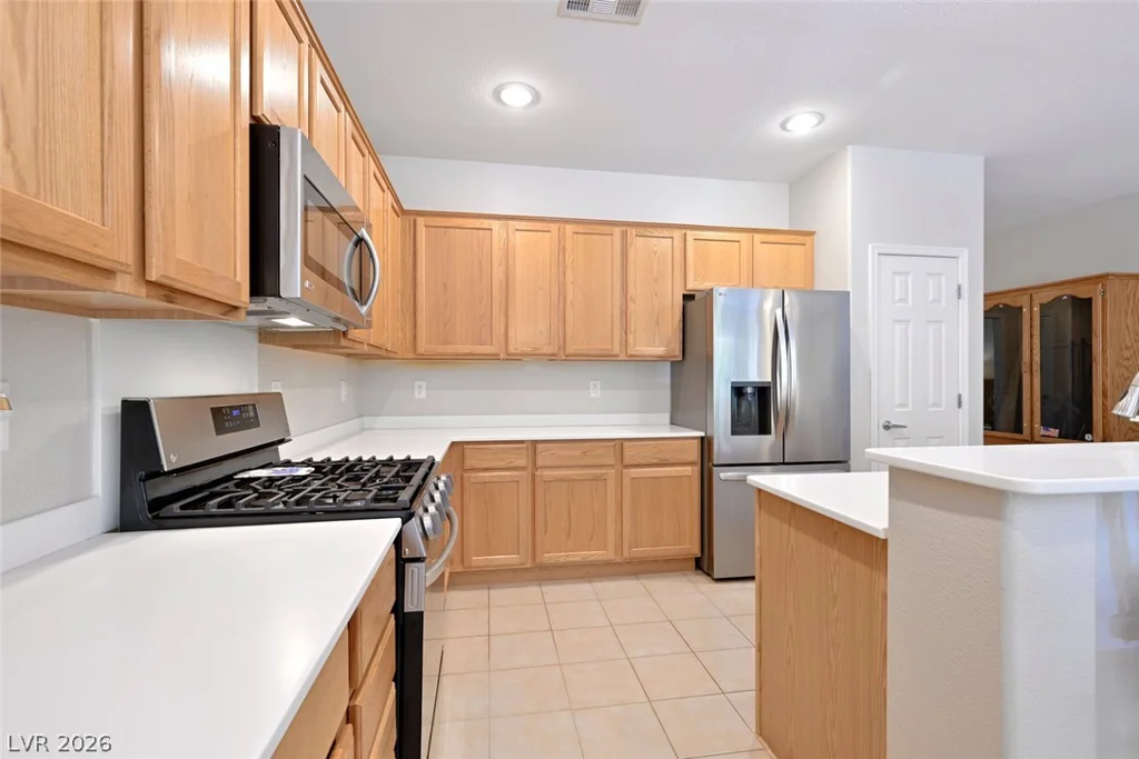 2200 Sawtooth Mountain, Henderson, NV 89044