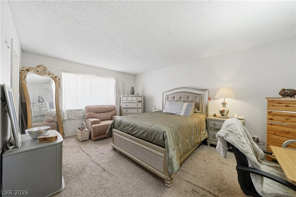 6728 Wenatchee, Las Vegas, NV 89107