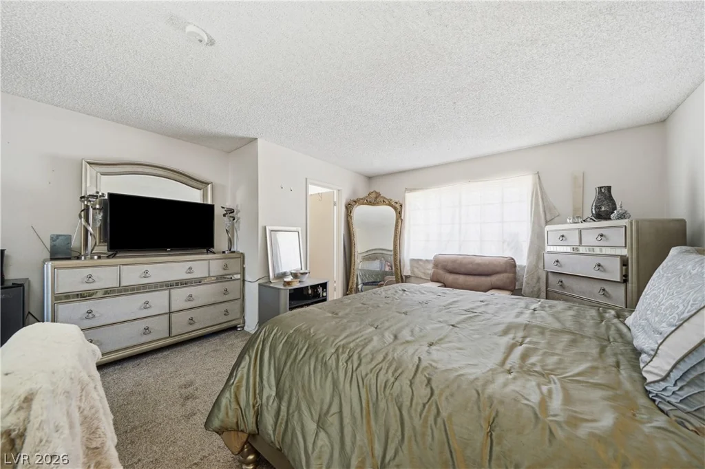6728 Wenatchee, Las Vegas, NV 89107