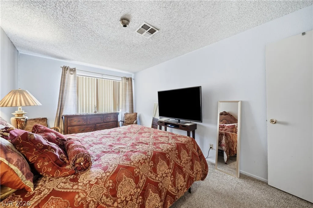 6728 Wenatchee, Las Vegas, NV 89107