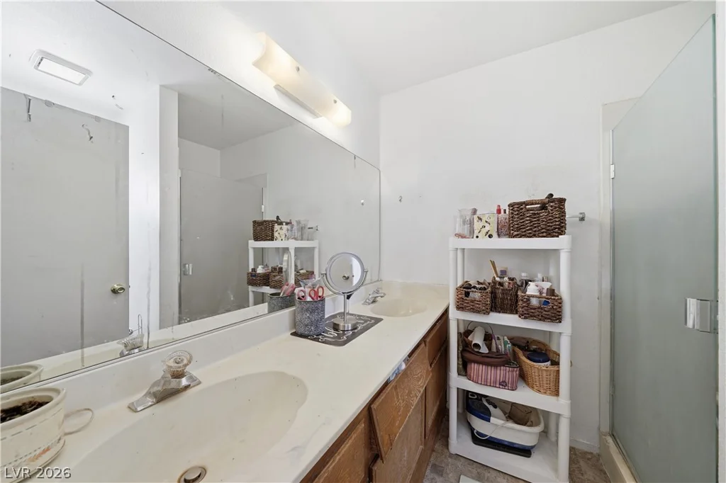 6728 Wenatchee, Las Vegas, NV 89107