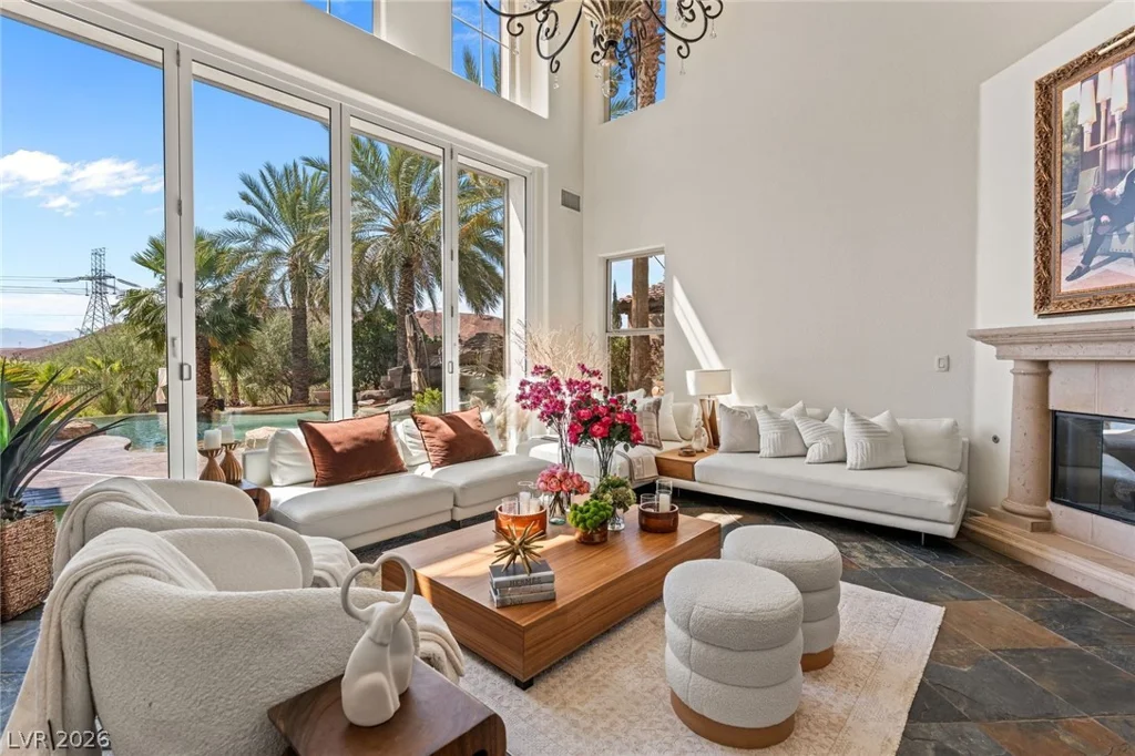 69 Contrada Fiore, Henderson, NV 89011